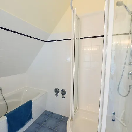 8 Fuer 4 Personen Seeblick * Grubnow